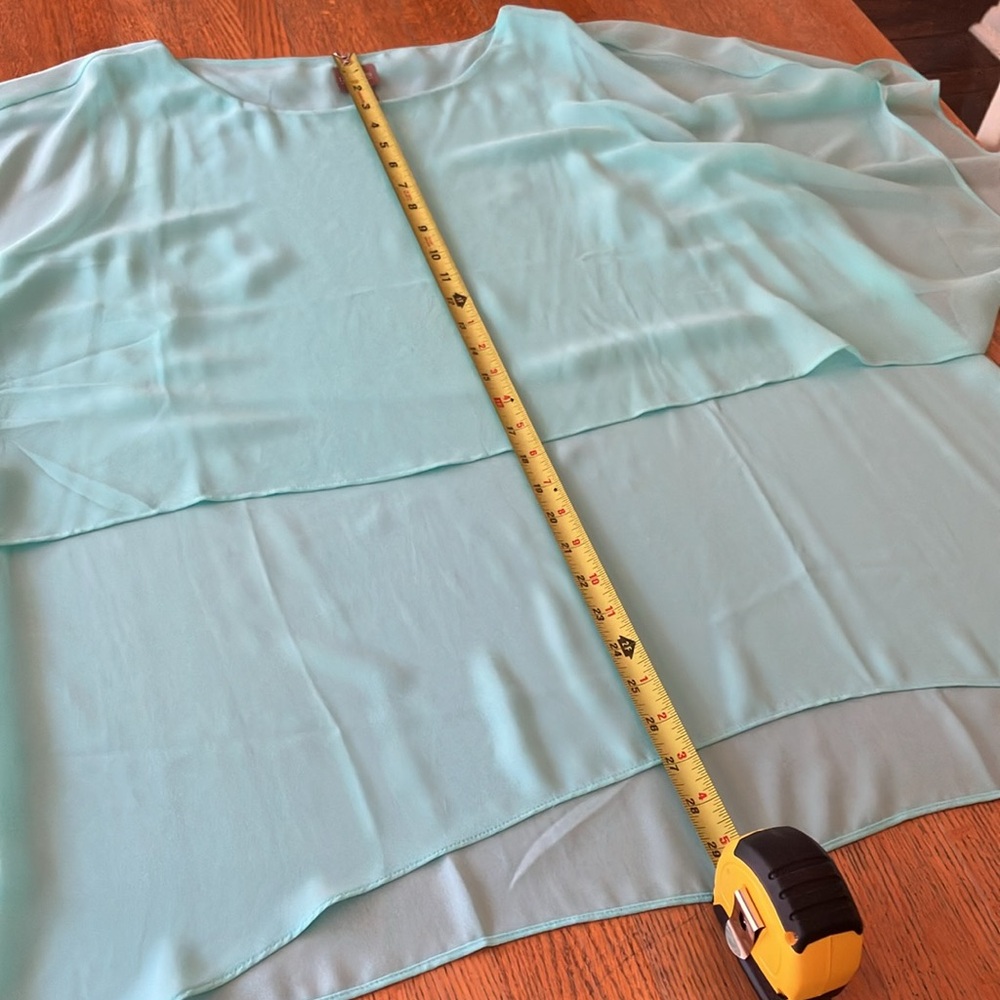 Chico's Size 3 (L) Seafoam Green Tiered Lightweight Flowy Blouse Tunic Length - Picture 10 of 12
